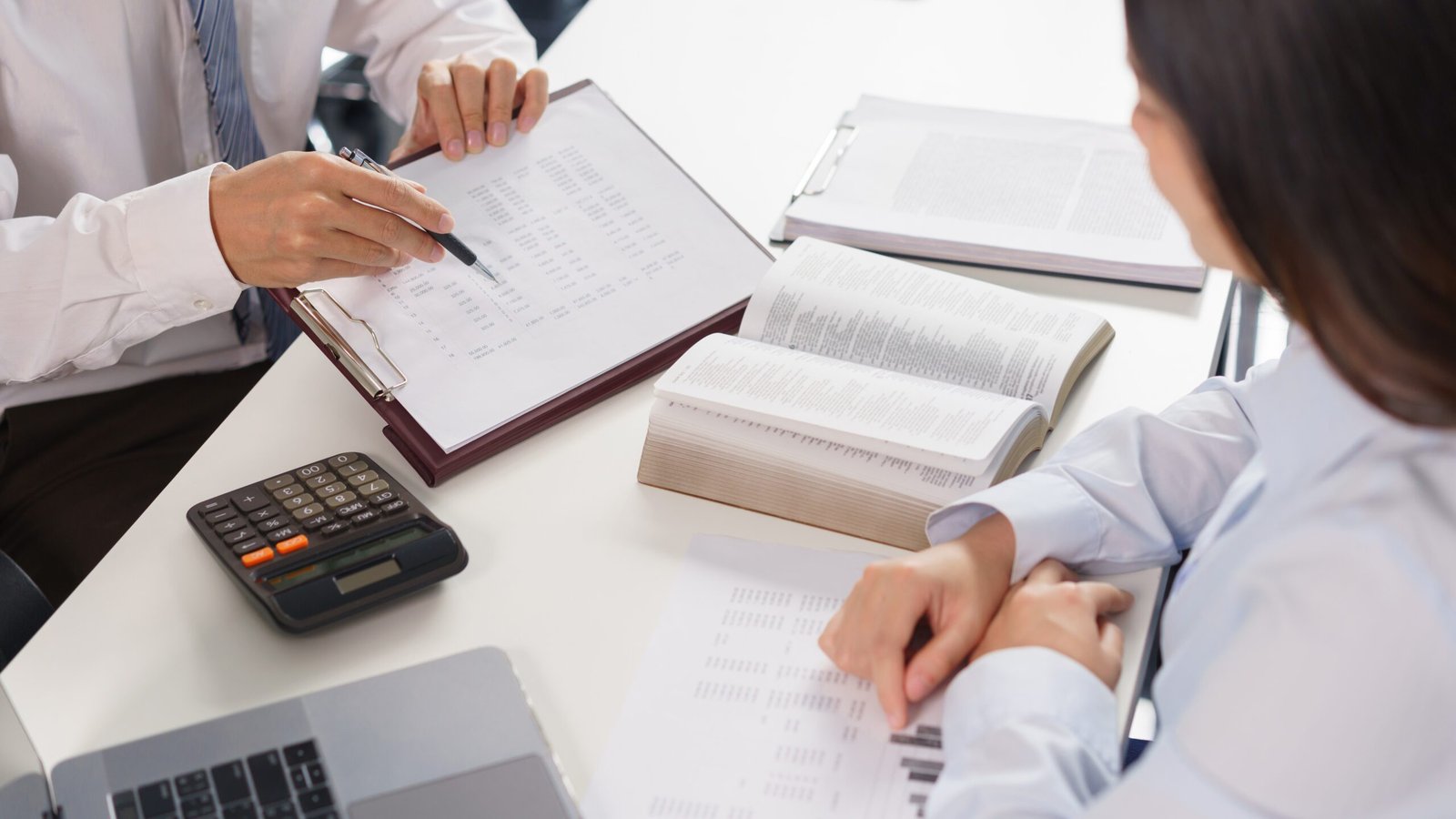 How to Choose the Right Accountant in Didcot